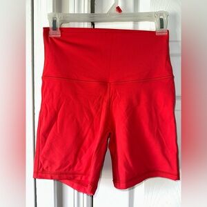 Align biker shorts 6”